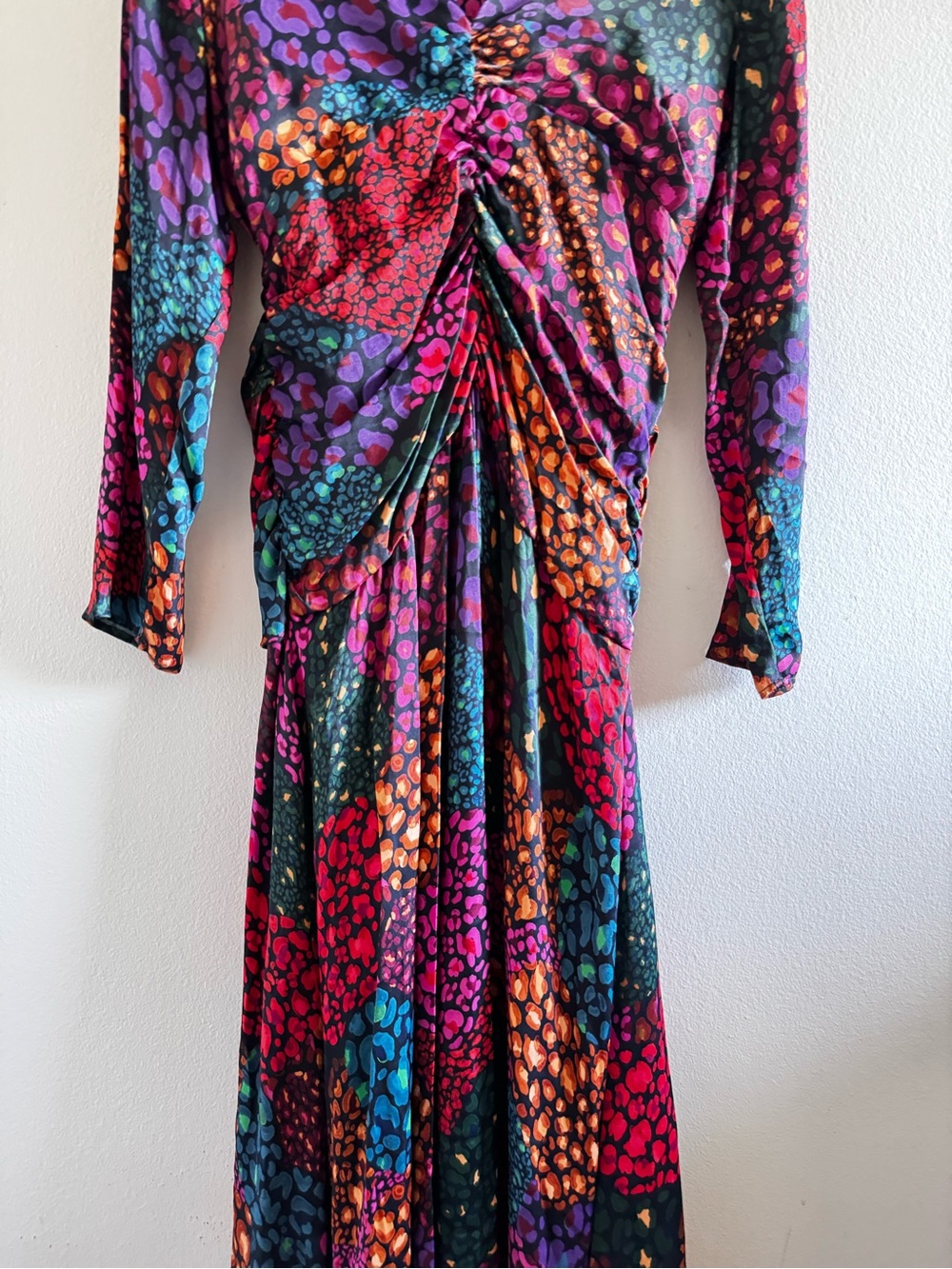 Farm Rio Rainbow Hearts Ruching Multicolor V-Neck Long Sleeve Midi Dress size M - Picture 8 of 12